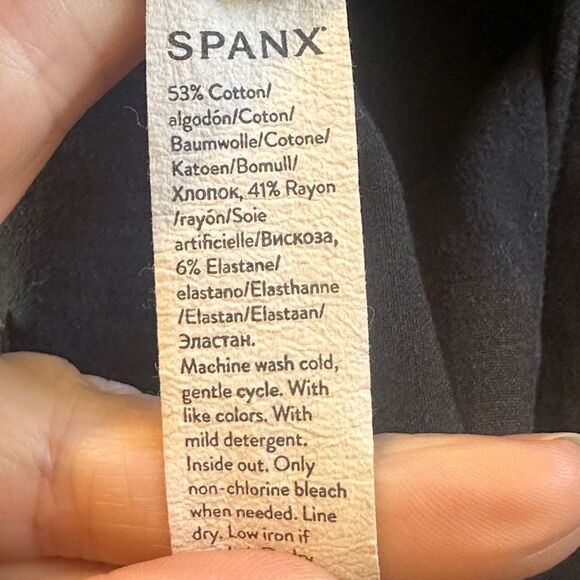 SPANX Polished Stretch Cotton Shorts Black Women's size LARGE - Picture 11 of 12